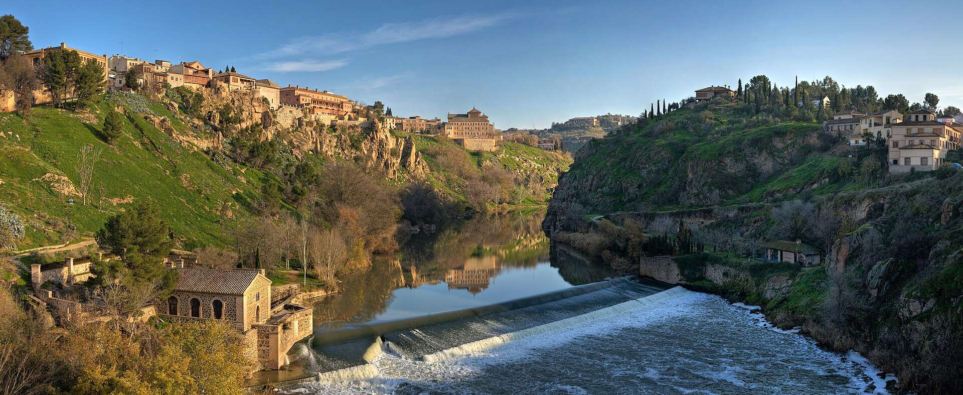 Vista de Toledo sobre el río Tajo